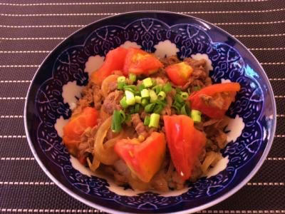 小ねぎのトマト牛丼